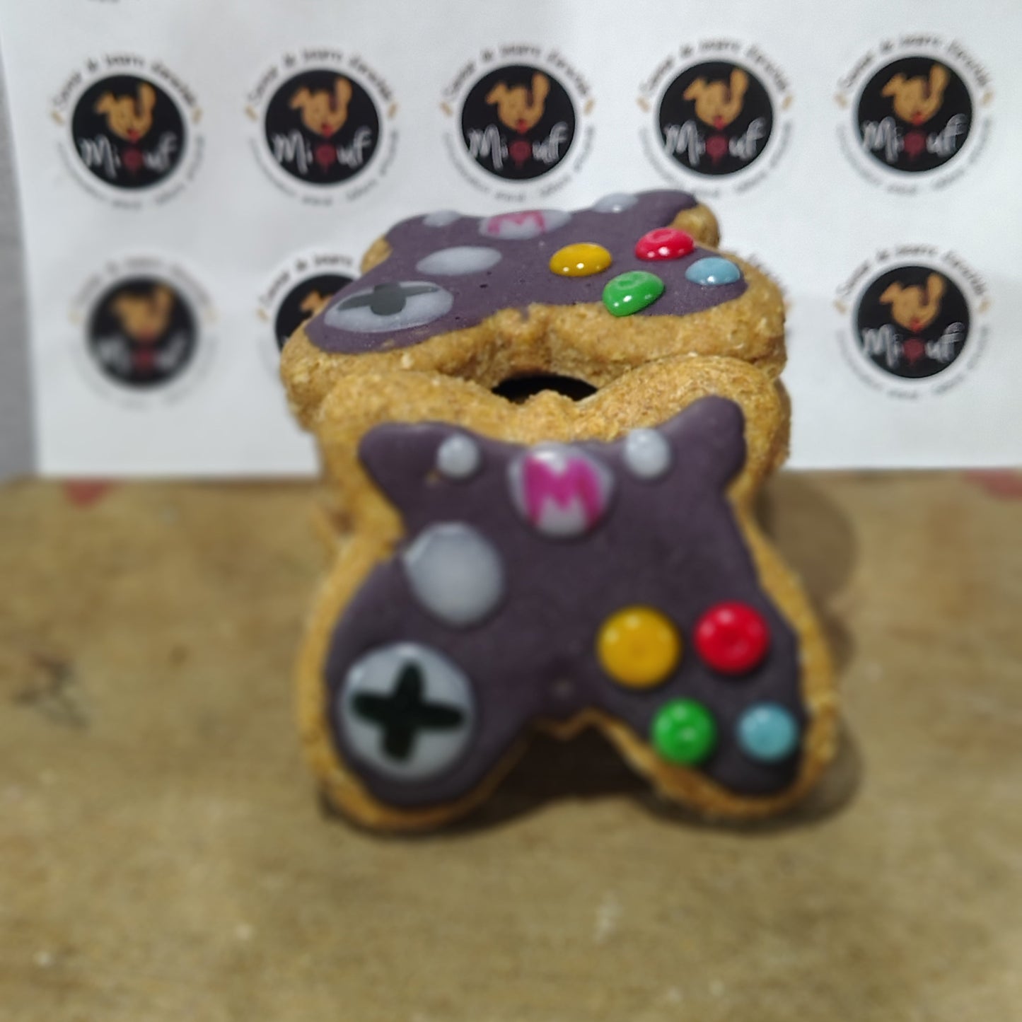 Biscuits pour chien manettes de jeu - Game pad cookies for dogs